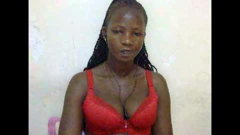 queen online show from 03/05/25, 03:08