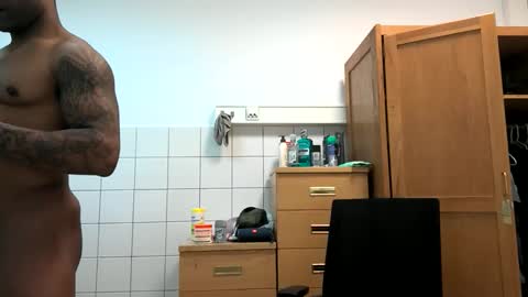 Rey online show from 04/14/26, 06:36