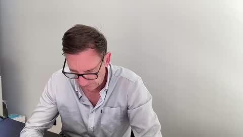 realstuff_ online show from 04/30/26, 08:31