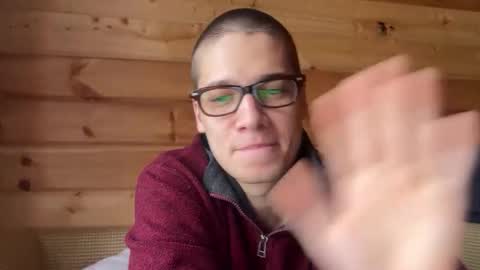 Snapshot of realsupermichael chatting on 11/23/25, 08:36 AliceEve online show from 11/23/25, 08:36