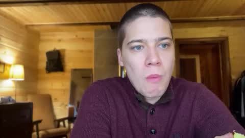 Snapshot of realsupermichael chatting on 12/03/25, 09:18 AliceEve online show from 12/03/25, 09:18