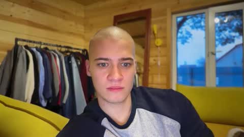 Snapshot of realsupermichael chatting on 03/01/26, 05:09 AliceEve online show from 03/01/26, 05:09