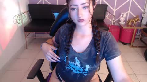 Rebeca dreams online show from 06/19/26, 08:23