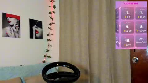 Snapshot of rebeca_marchetti chatting on 05/29/26, 09:46 Rebeca Marchetti online show from 05/29/26, 09:46