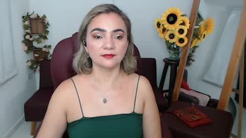 REBECA online show from 06/01/26, 01:46