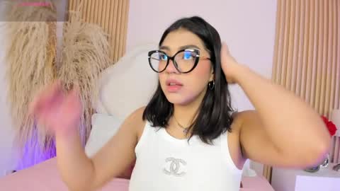 rebeca_taylor_ online show from 03/29/26, 12:27