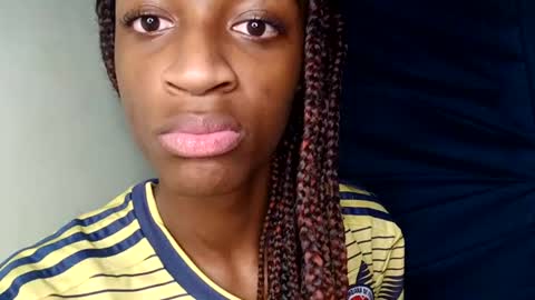 Tu mami Rebecca online show from 07/11/26, 11:13
