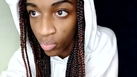 Tu mami Rebecca online show from 07/14/26, 02:05