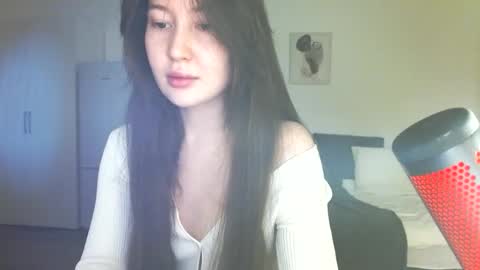 Lets talk here 33.  online show from 02/24/25, 07:52