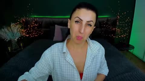 rebecca_diamonds online show from 03/05/25, 12:55