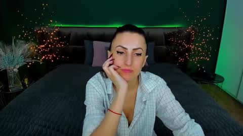 rebecca_diamonds online show from 03/10/25, 09:43