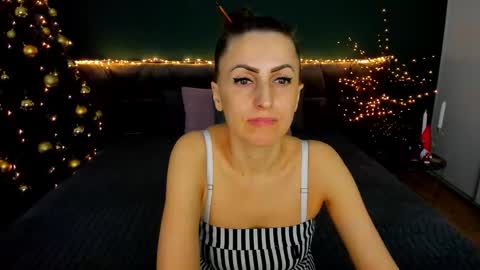 rebecca_diamonds online show from 01/07/26, 06:49
