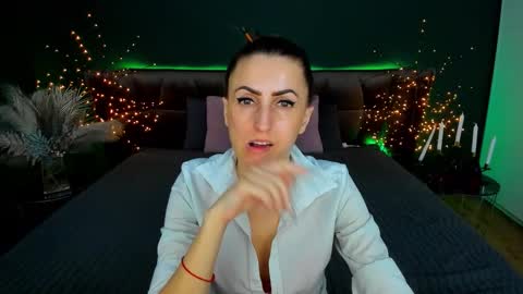 rebecca_diamonds online show from 03/05/26, 07:48