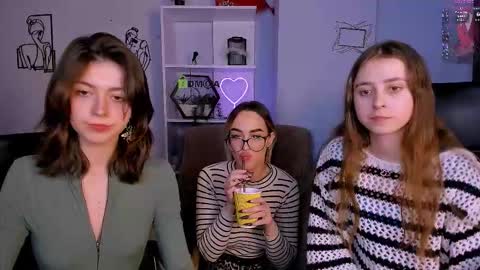 rebecca_smile_ online show from 01/16/26, 08:24