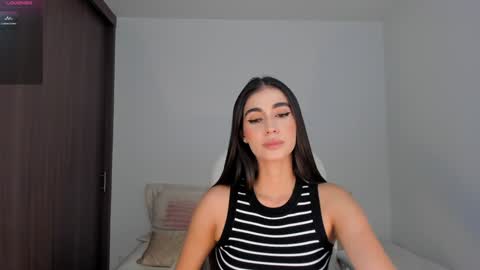 Snapshot of rebeccabaxter chatting on 12/04/24, 02:20 Rebecca online show from 12/04/24, 02:20