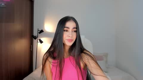 Snapshot of rebeccabaxter chatting on 09/19/25, 11:49 Rebecca online show from 09/19/25, 11:49