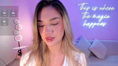 Rebe online show from 10/29/25, 07:15