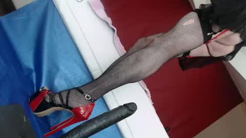 Rebeccalachaude online show from 02/15/25, 11:28