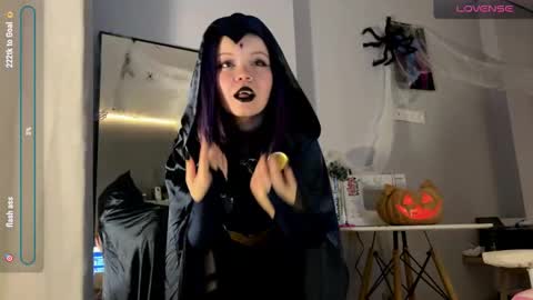 Rebecca Nikson online show from 10/29/25, 02:36