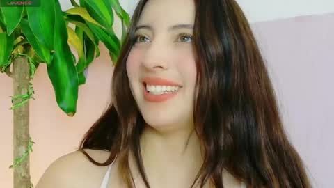 Snapshot of rebeccawhite_meow chatting on 06/07/26, 07:17 rebeccawhite_meow online show from 06/07/26, 07:17