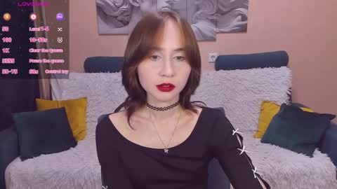 RebeccaWind online show from 10/10/25, 12:04