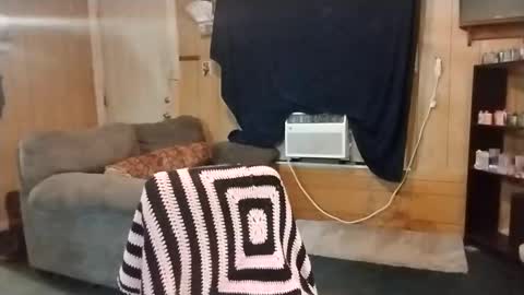 rebeckaloves online show from 10/04/25, 09:29