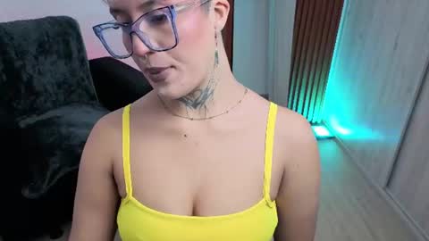 REBEKA online show from 06/17/26, 11:12