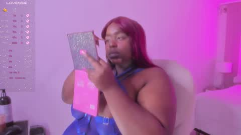 Snapshot of rebeka_spencer chatting on 02/25/25, 11:19 rebeka online show from 02/25/25, 11:19