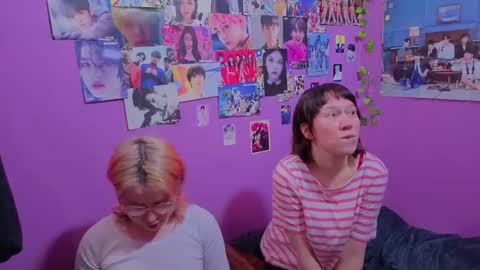 Lara online show from 02/15/26, 09:33