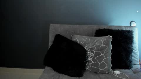 twitter REECET26 instagram RECCETAYLOR online show from 09/27/25, 03:55