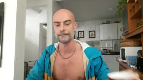 Snapshot of recoromanello chatting on 05/28/26, 11:51 Reco Romanello online show from 05/28/26, 11:51