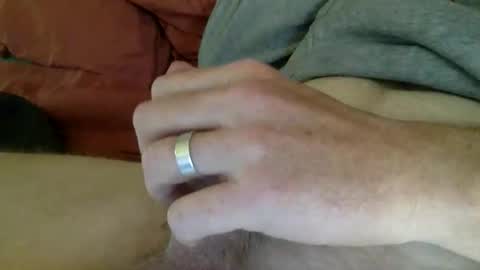 Snapshot of red23232 chatting on 12/15/25, 01:32 red23232 online show from 12/15/25, 01:32