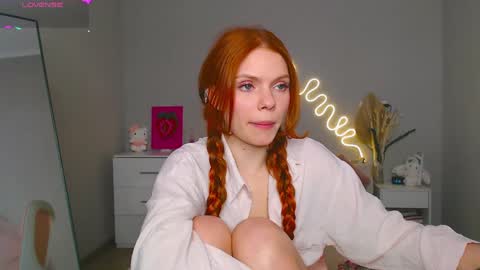 Snapshot of red__candy chatting on 02/11/25, 01:51 red__candy online show from 02/11/25, 01:51