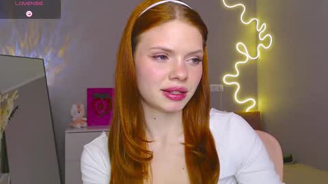 Snapshot of red__candy chatting on 03/06/25, 03:35 red__candy online show from 03/06/25, 03:35