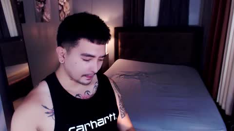 Snapshot of red_cocky chatting on 04/07/26, 06:36 Axel online show from 04/07/26, 06:36