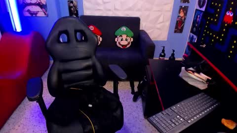 RED  Schedule 1500 - 2100 gtm-5 online show from 03/04/26, 11:00