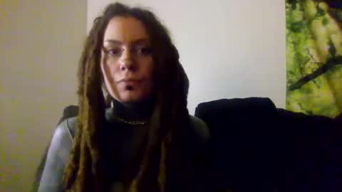 red_eyed_roze online show from 02/04/25, 04:15