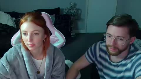 Snapshot of red_firesquirt chatting on 01/13/25, 09:42 Red - online show from 01/13/25, 09:42