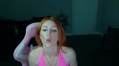 Snapshot of red_firesquirt chatting on 03/10/25, 08:56 Red - online show from 03/10/25, 08:56