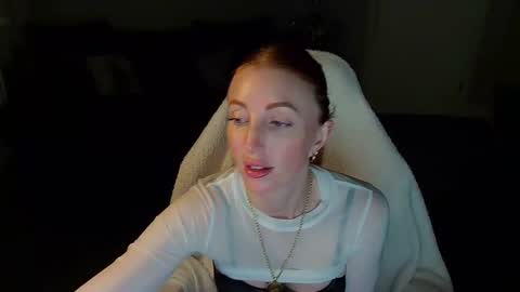 Red -  online show from 11/05/25, 03:45