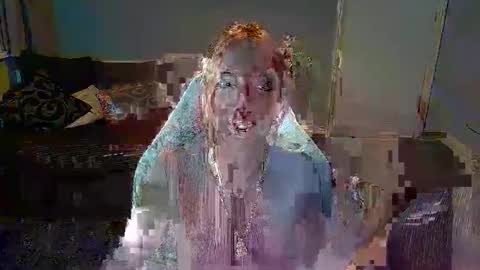 Red -  online show from 11/30/25, 04:00