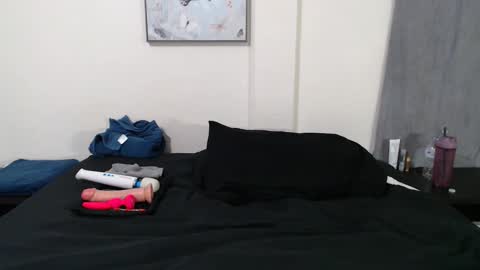 Red Hot Rachael online show from 01/11/25, 06:56