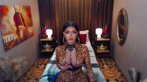 Snapshot of red_ivyy chatting on 02/11/25, 07:27 AsianRedivy online show from 02/11/25, 07:27