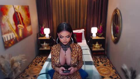 Snapshot of red_ivyy chatting on 02/11/25, 10:50 AsianRedivy online show from 02/11/25, 10:50