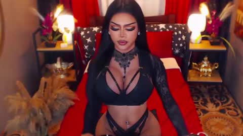 Snapshot of red_ivyy chatting on 10/12/25, 04:11 AsianRedivy online show from 10/12/25, 04:11