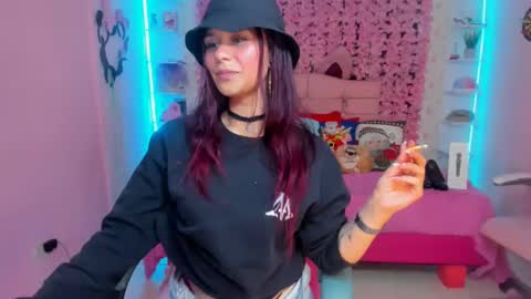 Luna online show from 12/20/24, 03:58