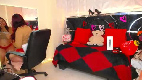 Luna online show from 02/27/25, 03:25