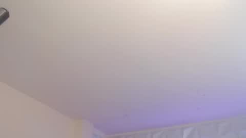 Luna online show from 11/06/25, 10:43