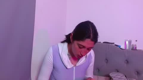 Snapshot of red_moonn chatting on 10/12/25, 03:49 IG OF red moonn online show from 10/12/25, 03:49