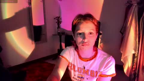 Snapshot of red_morgan chatting on 02/14/25, 03:00 red_morgan online show from 02/14/25, 03:00